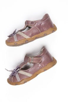 Zapatos con correa marrones - Colloky