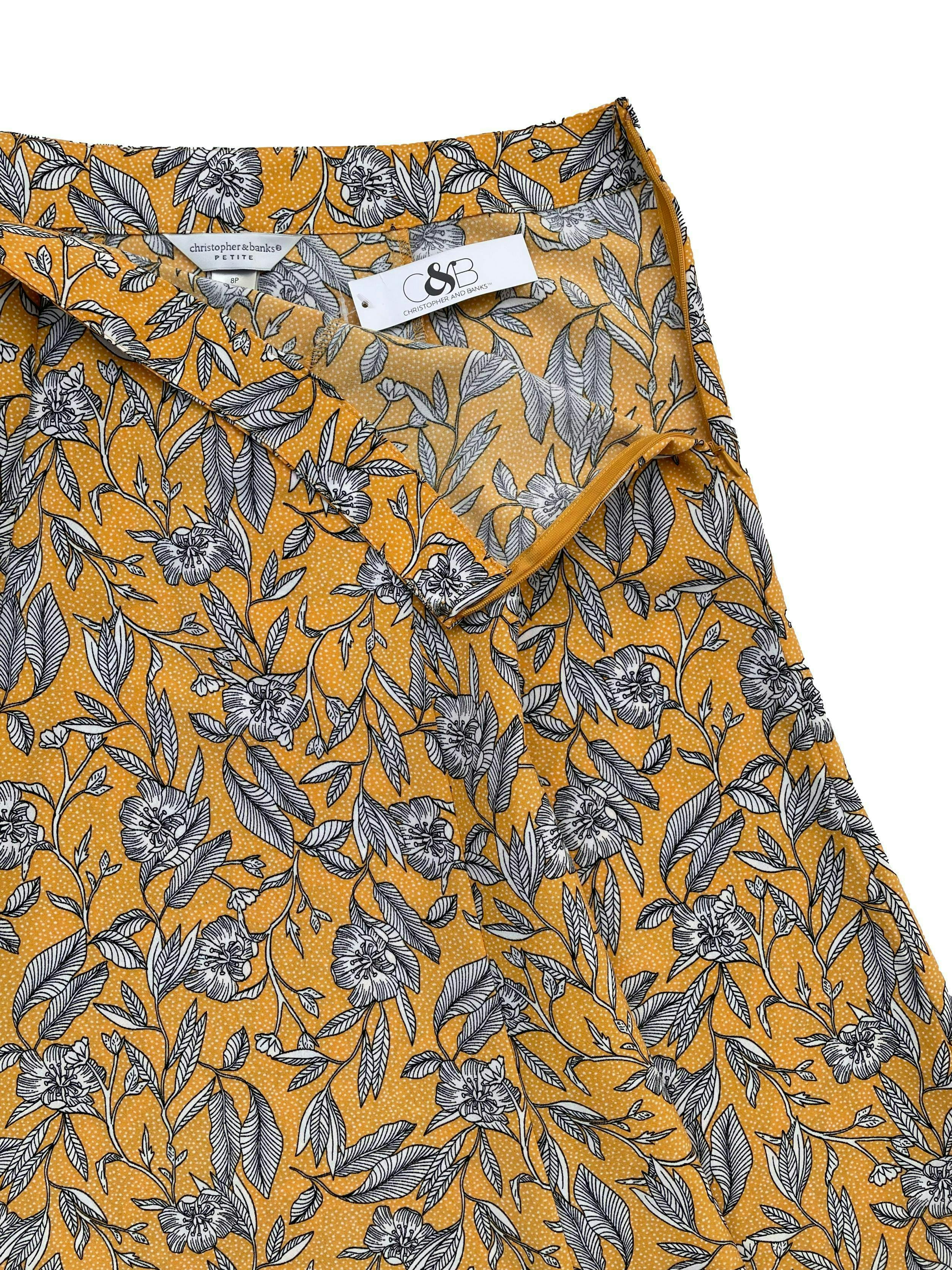 Falda Christopher&Banks tela plana amarilla con flores estilo dibujo, corte semicampana con cierra lateral. Cintura 78cm Largo 65cm. Nuevo con etiqueta.