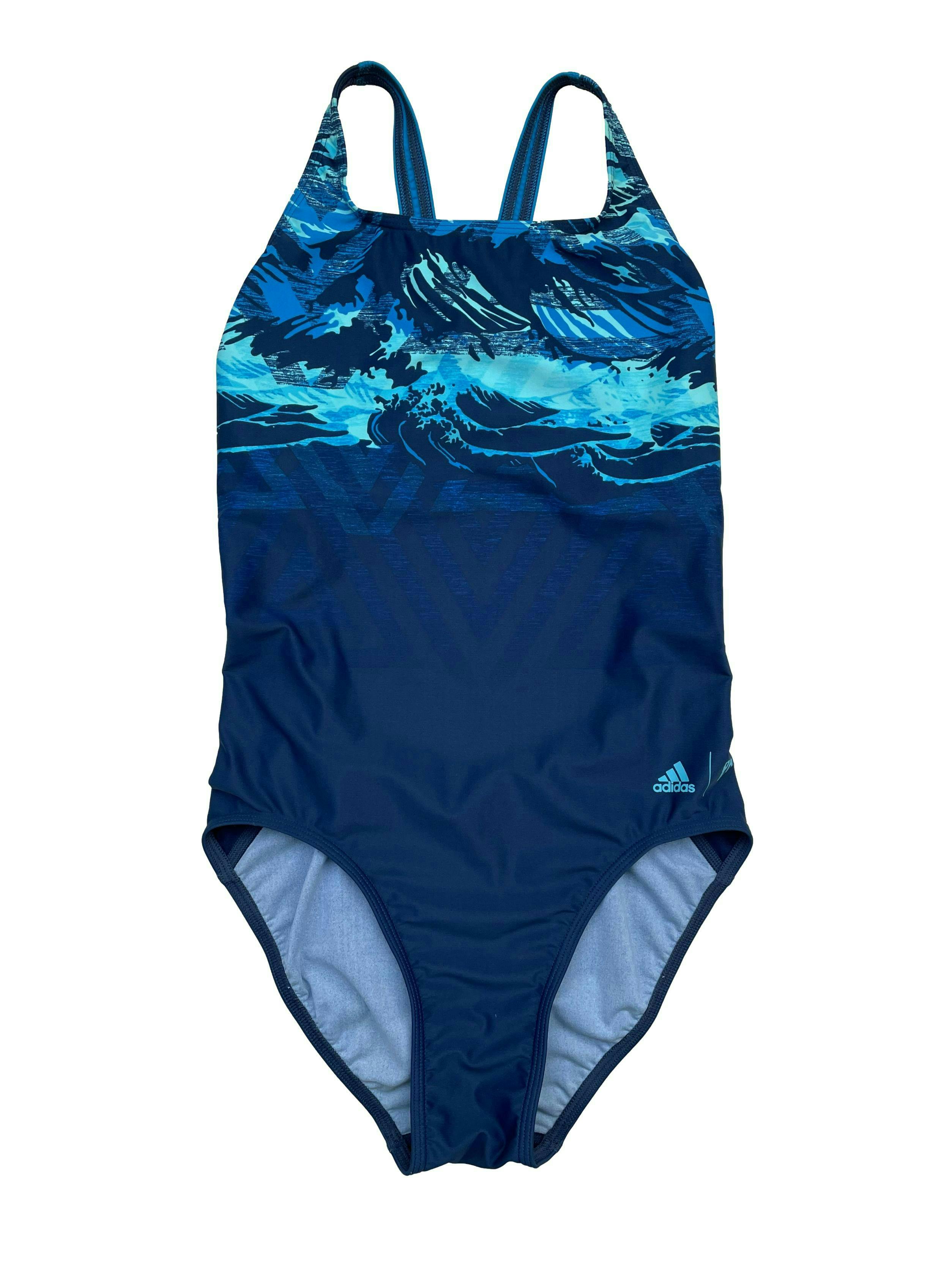 Ropa de baño Adidas en tonos azules, espalda olímpica. 