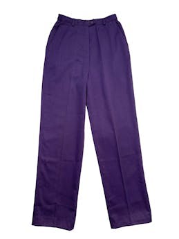 Pantalón vintage morado ,corte mom jean , tela tipo sastre con elásticos y bolsillos laterales. Cintura 64cm, Largo 106cm.
