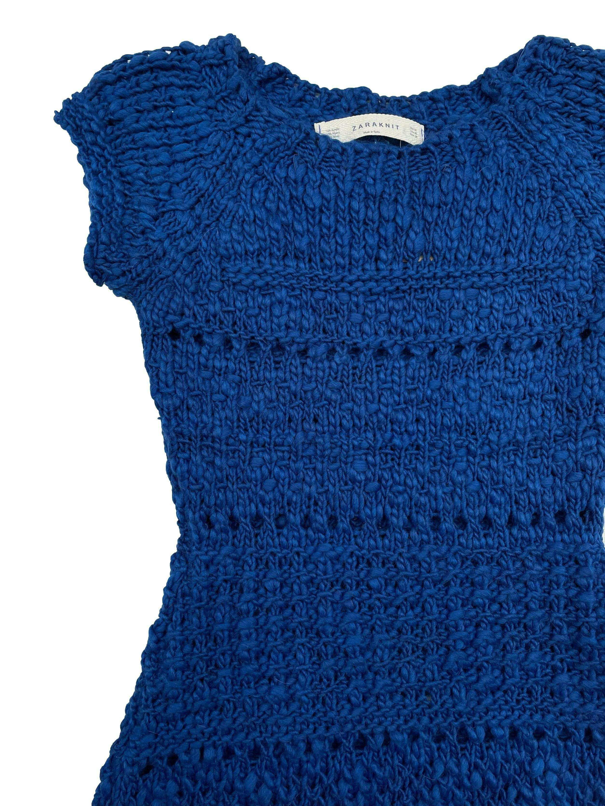 Vestido Zara azul tejido grueso con detalles calados, mezcla de lana. Busto 84cm sin estirar Largo 80cm