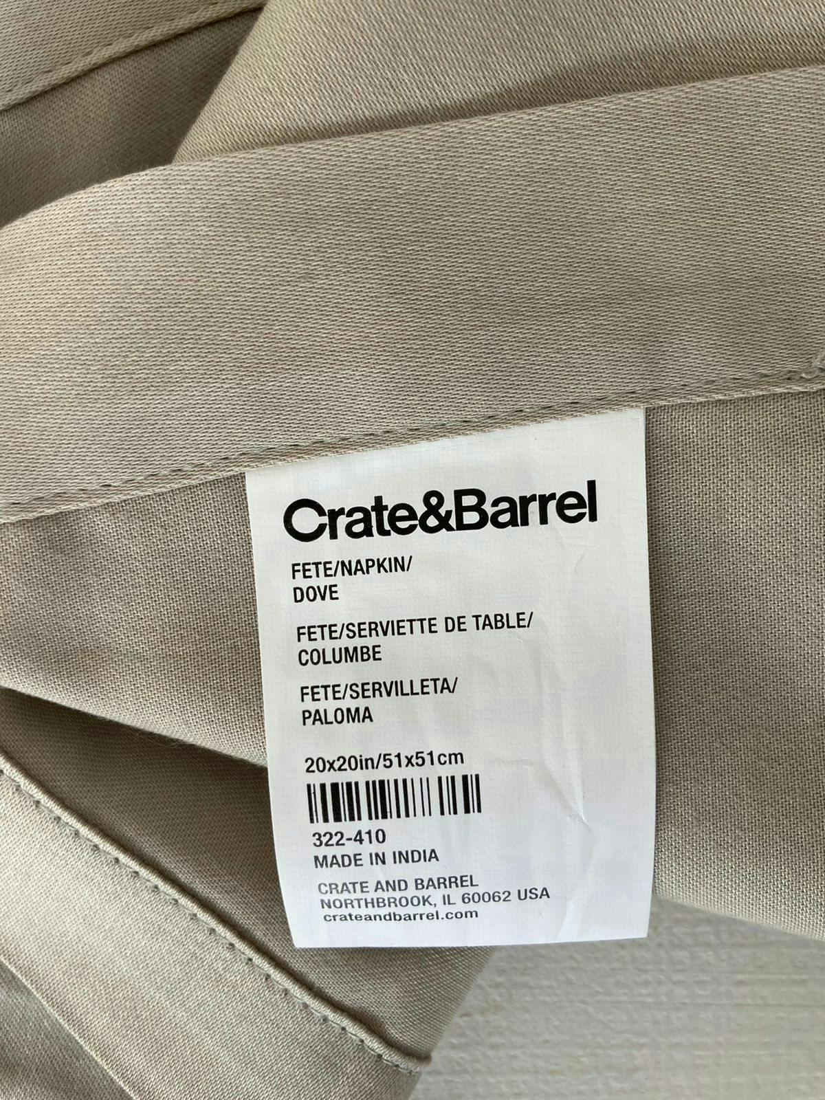 Servilletas Crate and Barrel beige ligeramente satinado 51x51, sin uso, 100% algodón. Set x4 (hay otro set listado)