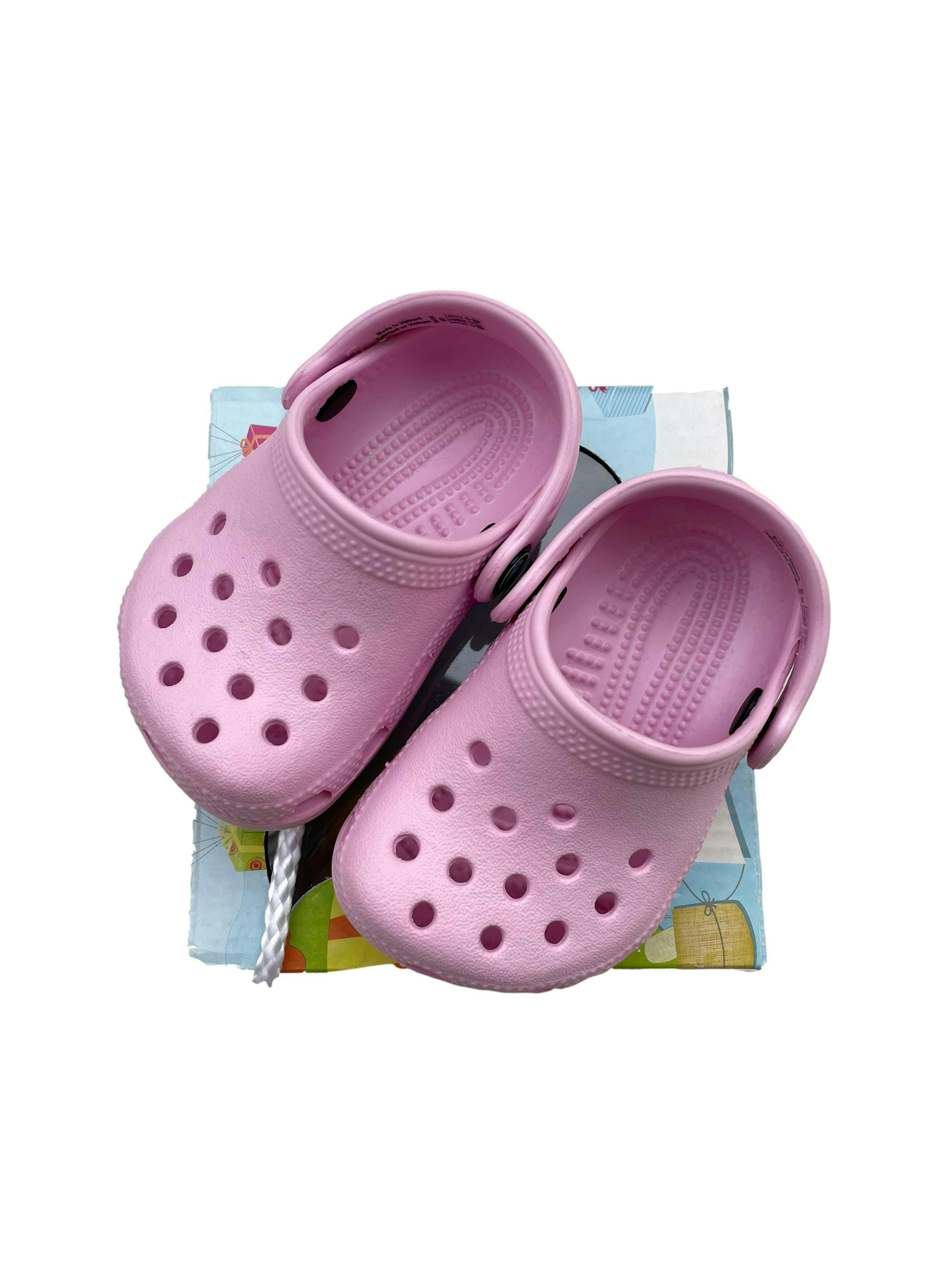 Crocs rosados Nuevos en caja