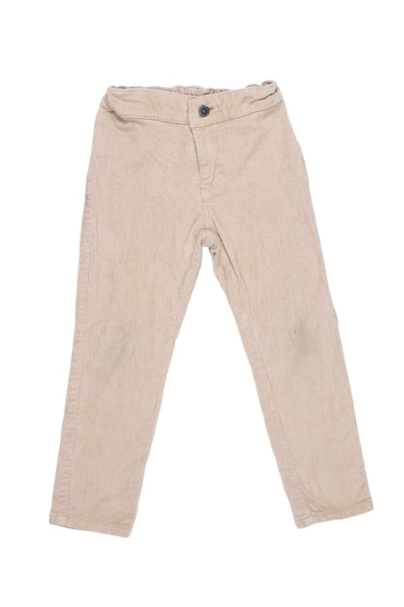 Pantalón de corduroy 98% algodón 2% elastano - Yamp- Precio original 69 soles