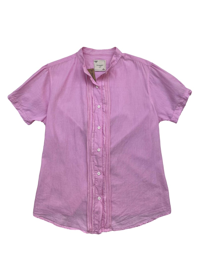 Blusa Viaggoa rayas rosas y blancas, botones delanteros y tres en la espalda para ajustar la cintura. Busto 110cm Largo 62cm