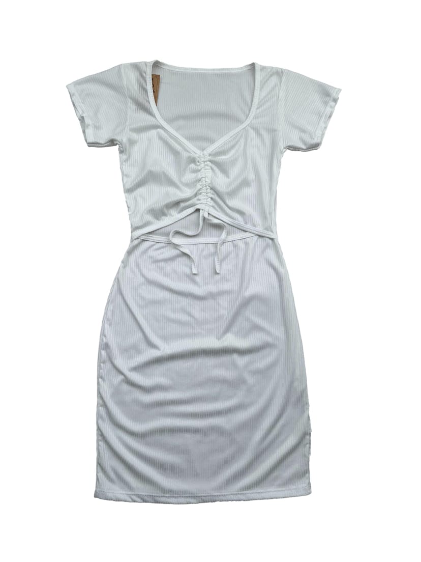 Vestido de tela acanalada delgada blanco, busto regulables y abertura en cintura. Busto 76cm sin estirar Largo 80cm