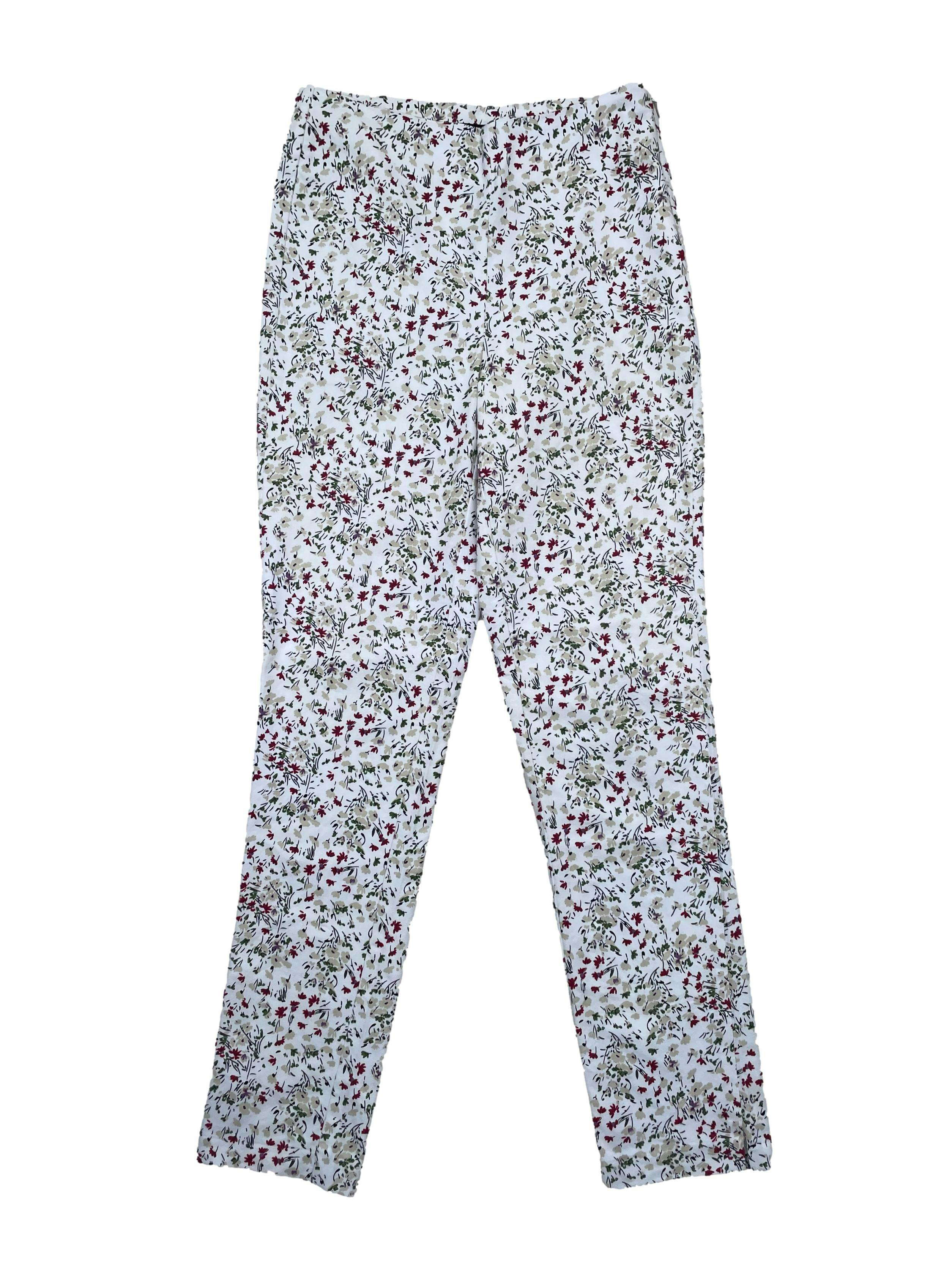Pantalón pitillo Basement a la cintura, blanco con flores y cierre lateral. Cintura: 66cm (sin estirar), Largo: 92cm