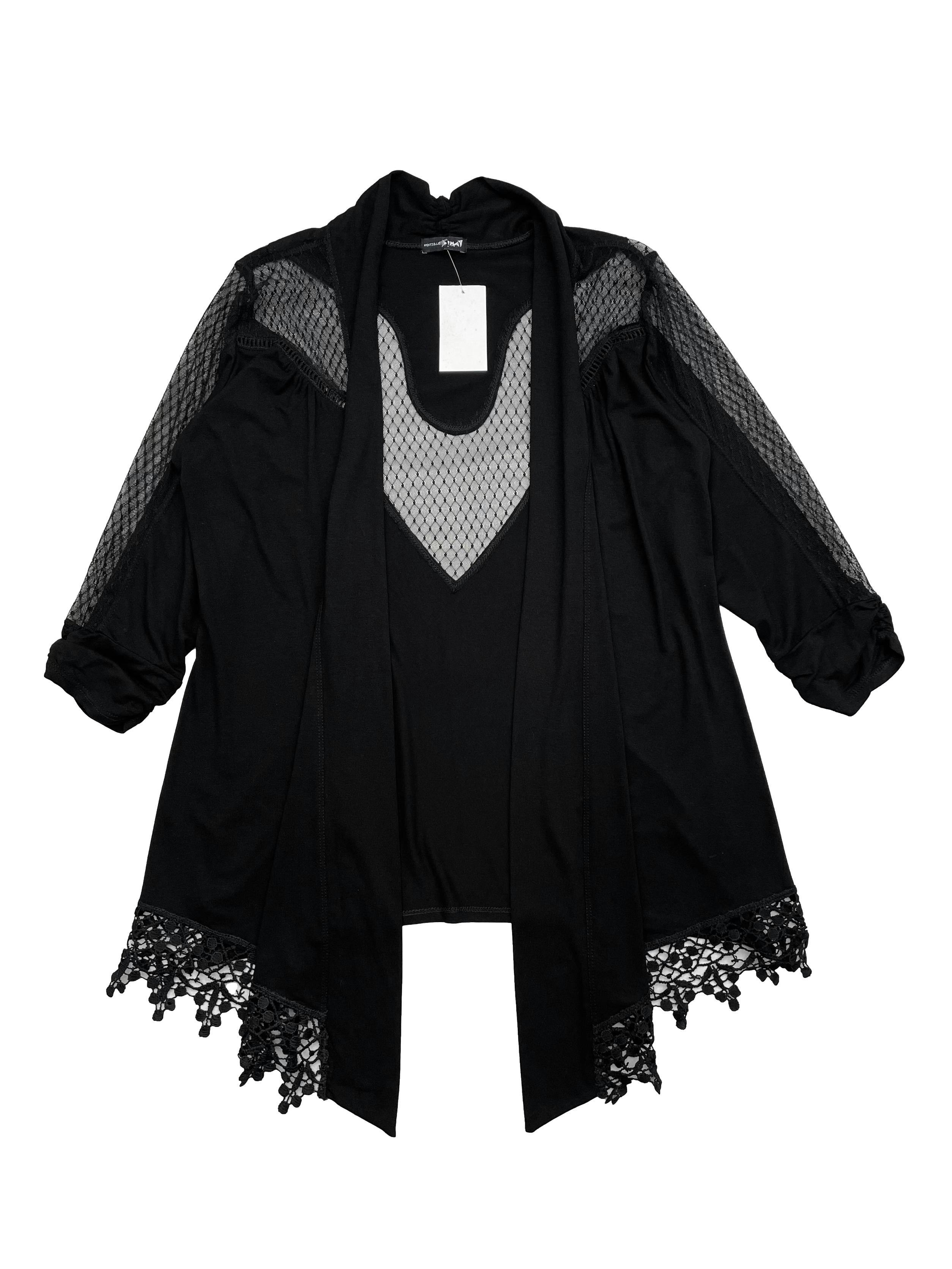 Cardigan negro de licra y mesh, con encaje en basta asimétrica, mangas 3/4. Busto 90cm, Largo 68cm.